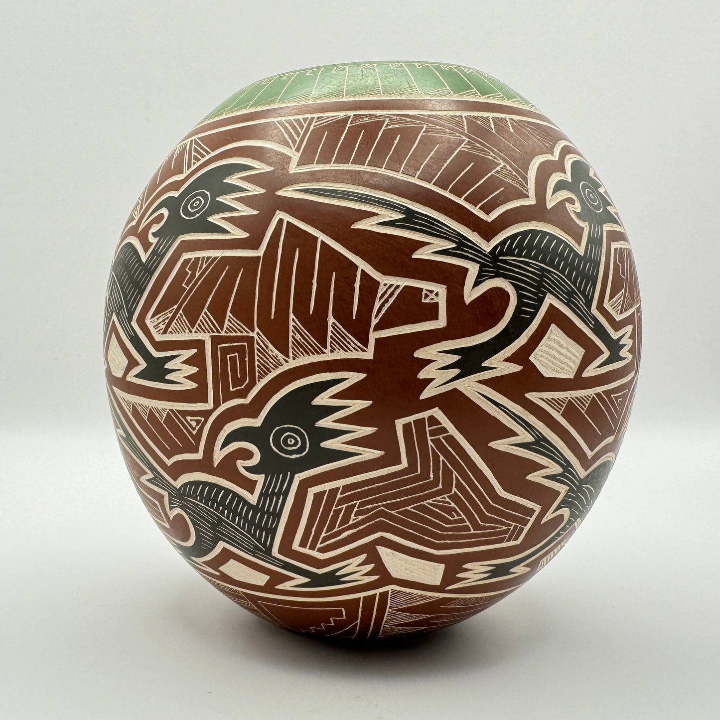 Mata Ortiz Roadrunner Handmade Pottery Vase by Humberto Piña