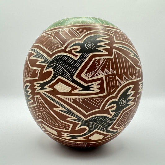 Mata Ortiz Roadrunner Handmade Pottery Vase by Humberto Piña